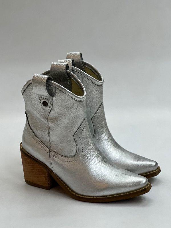 Botin Agata Plateado Exotica-2