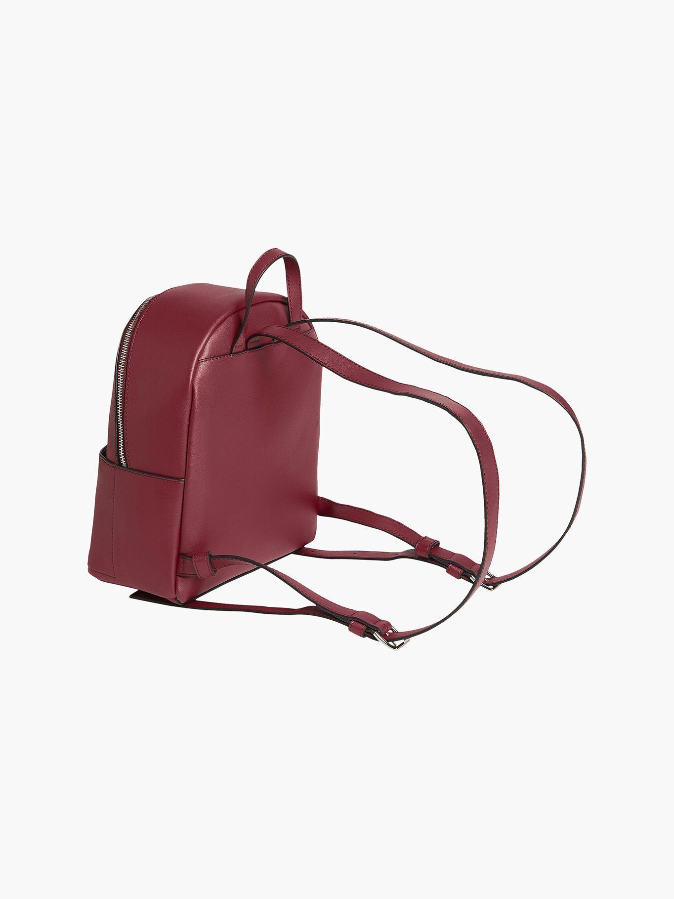 Mochila Re-Lock Burdeo Calvin Klein-1
