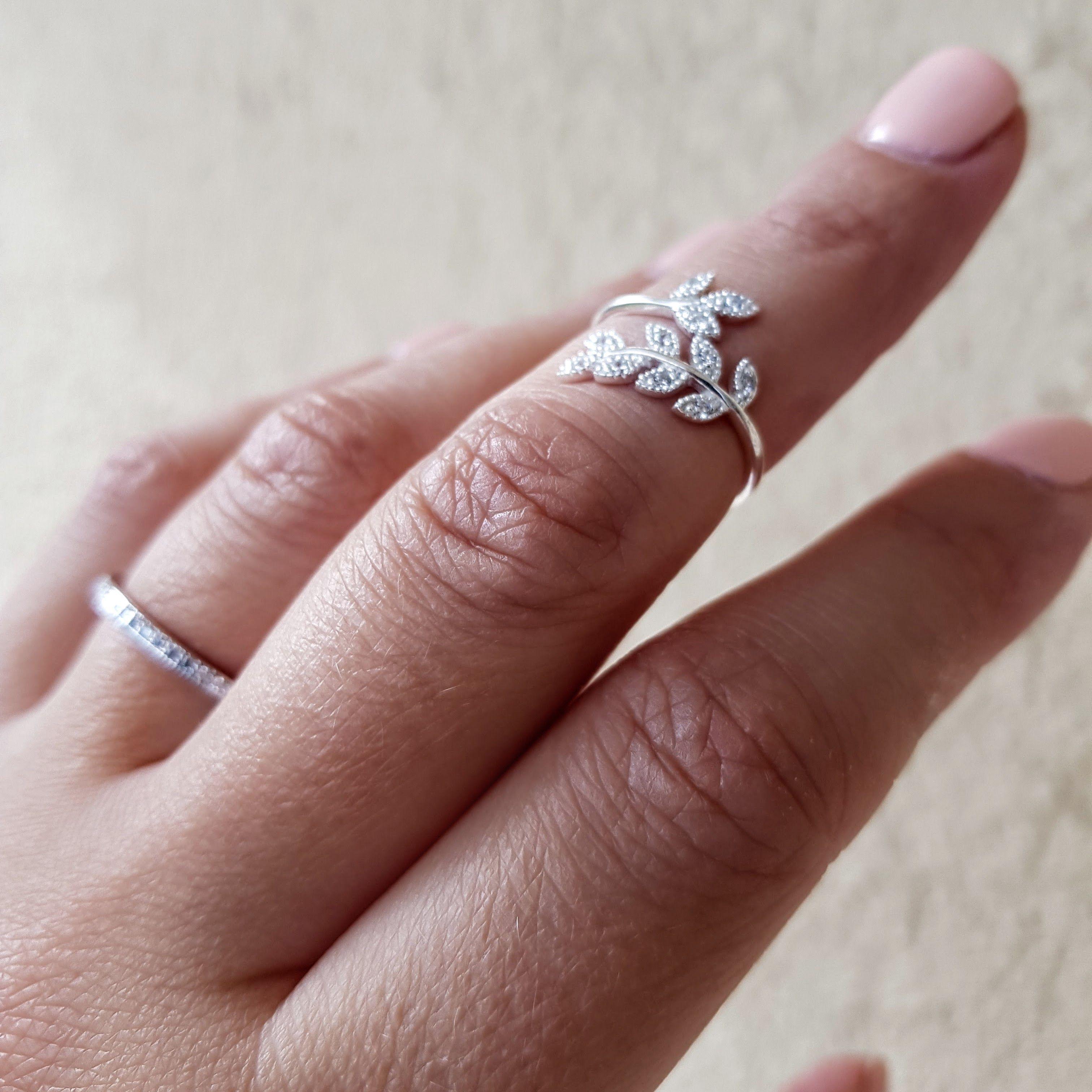 Anillo Hojas - Plata 925 con Circones - Talla 20-2