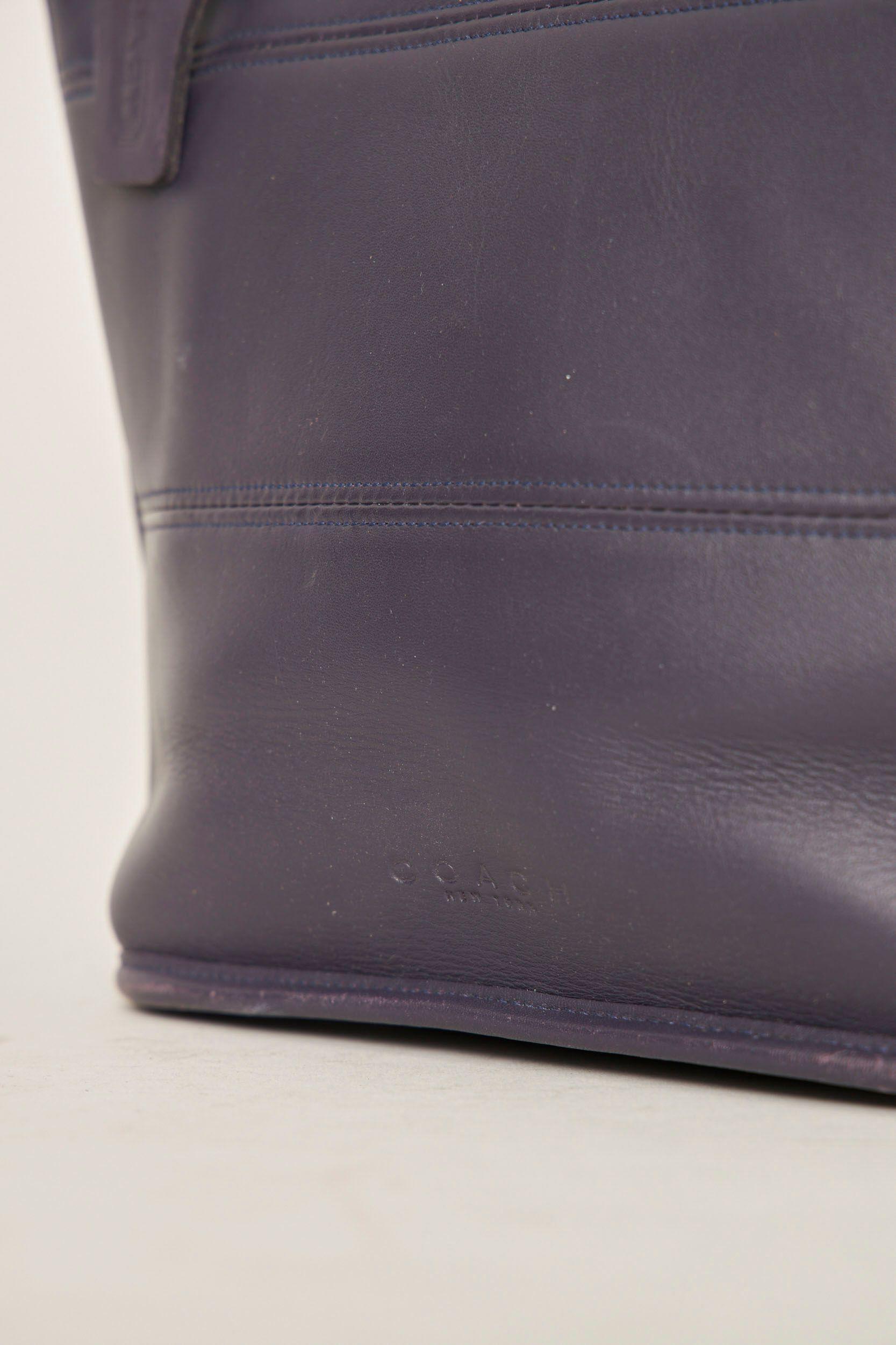 Cartera casual  morado coach talla L-2