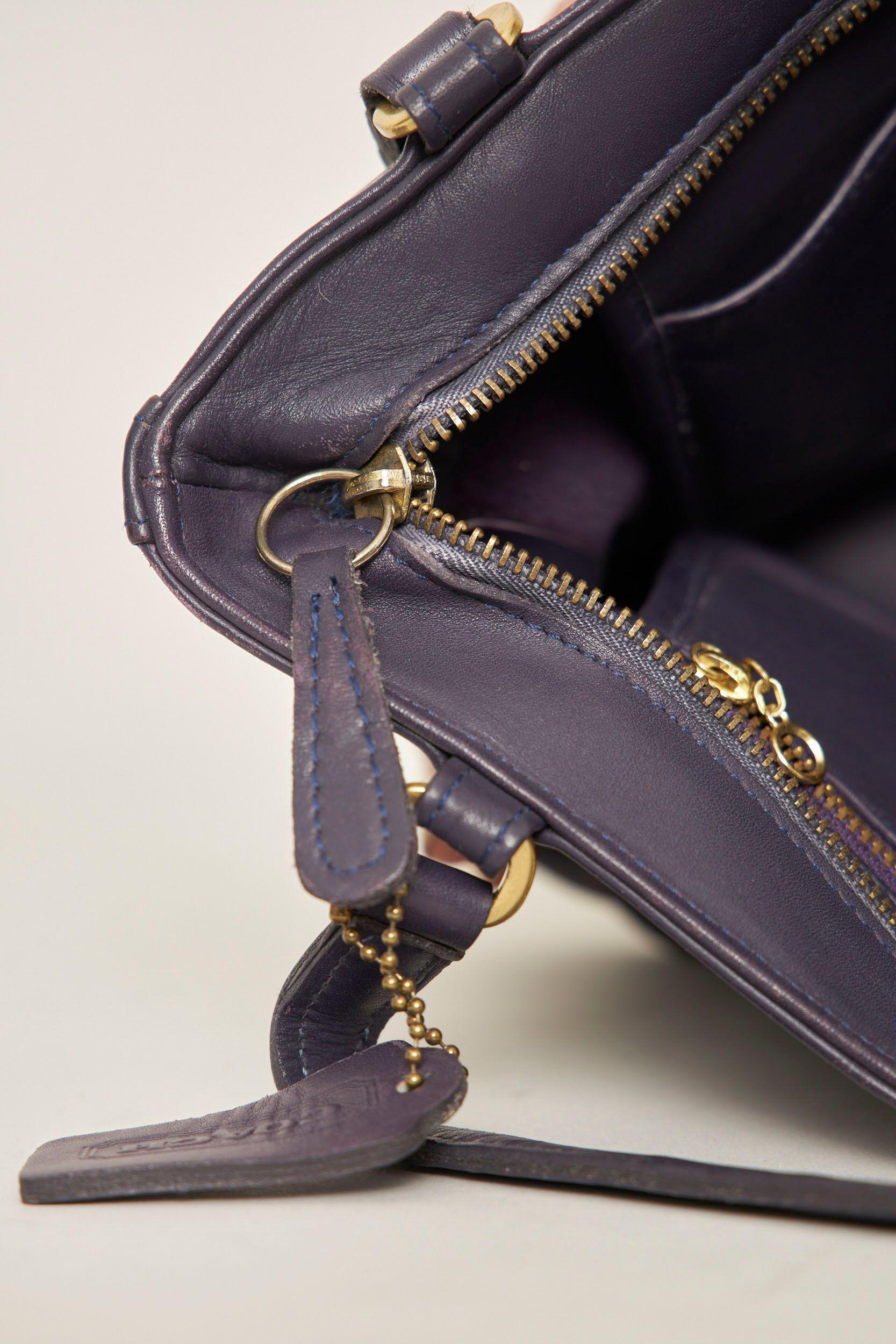 Cartera casual  morado coach talla L-4