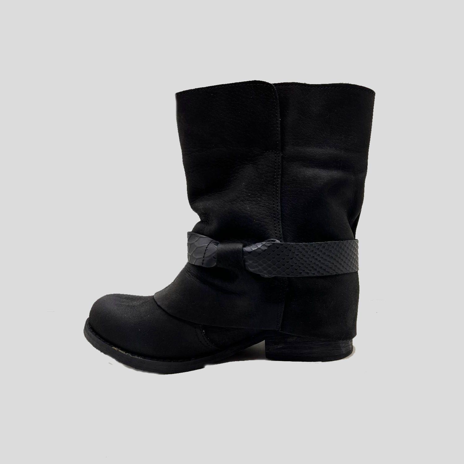BOTIN CAMPER CUERO NEGRO AMANO SHOES-1