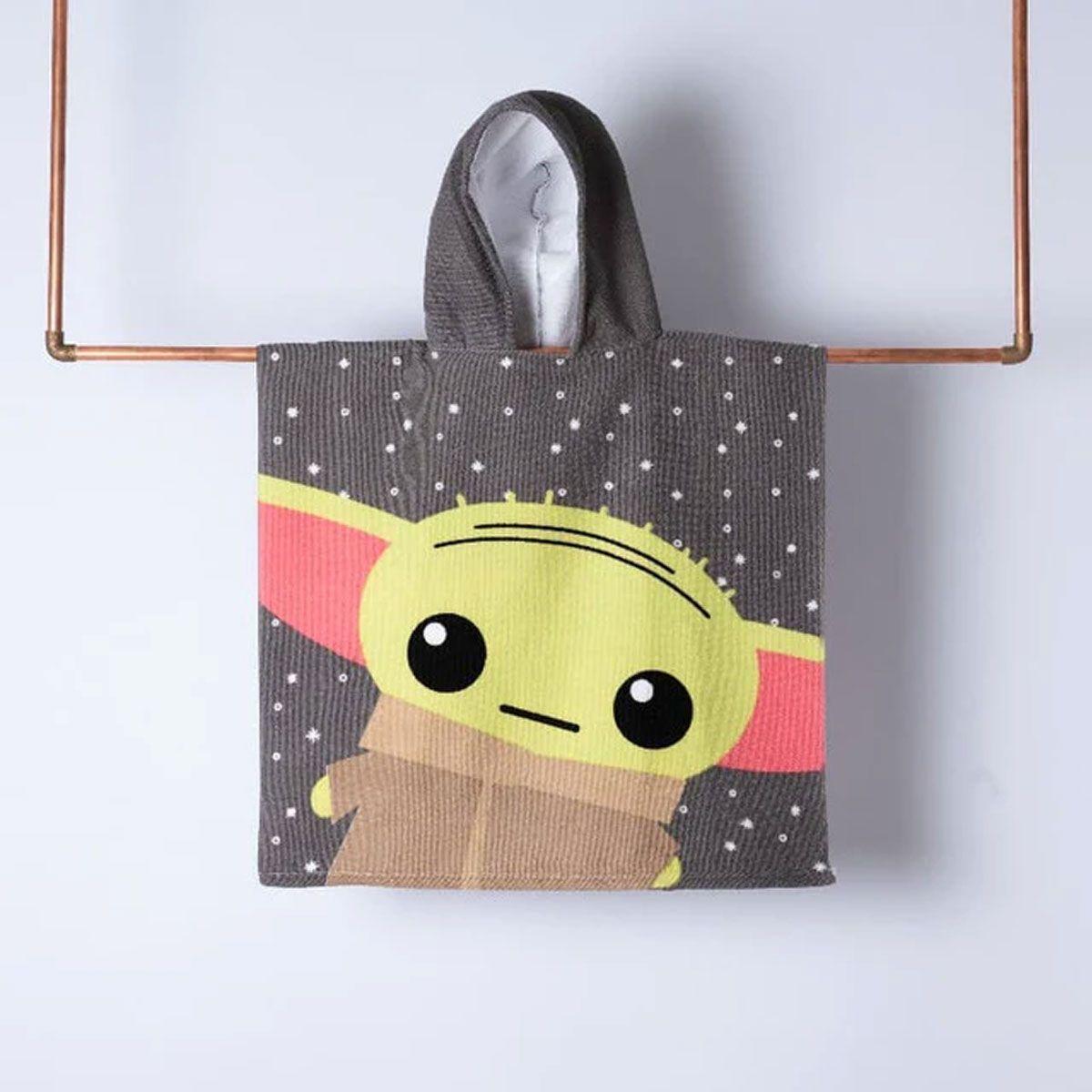BABY YODA - TOALLA CON CAPUCHA - MICROFIBRA - 60 X 120 CM - STAR WARS-1