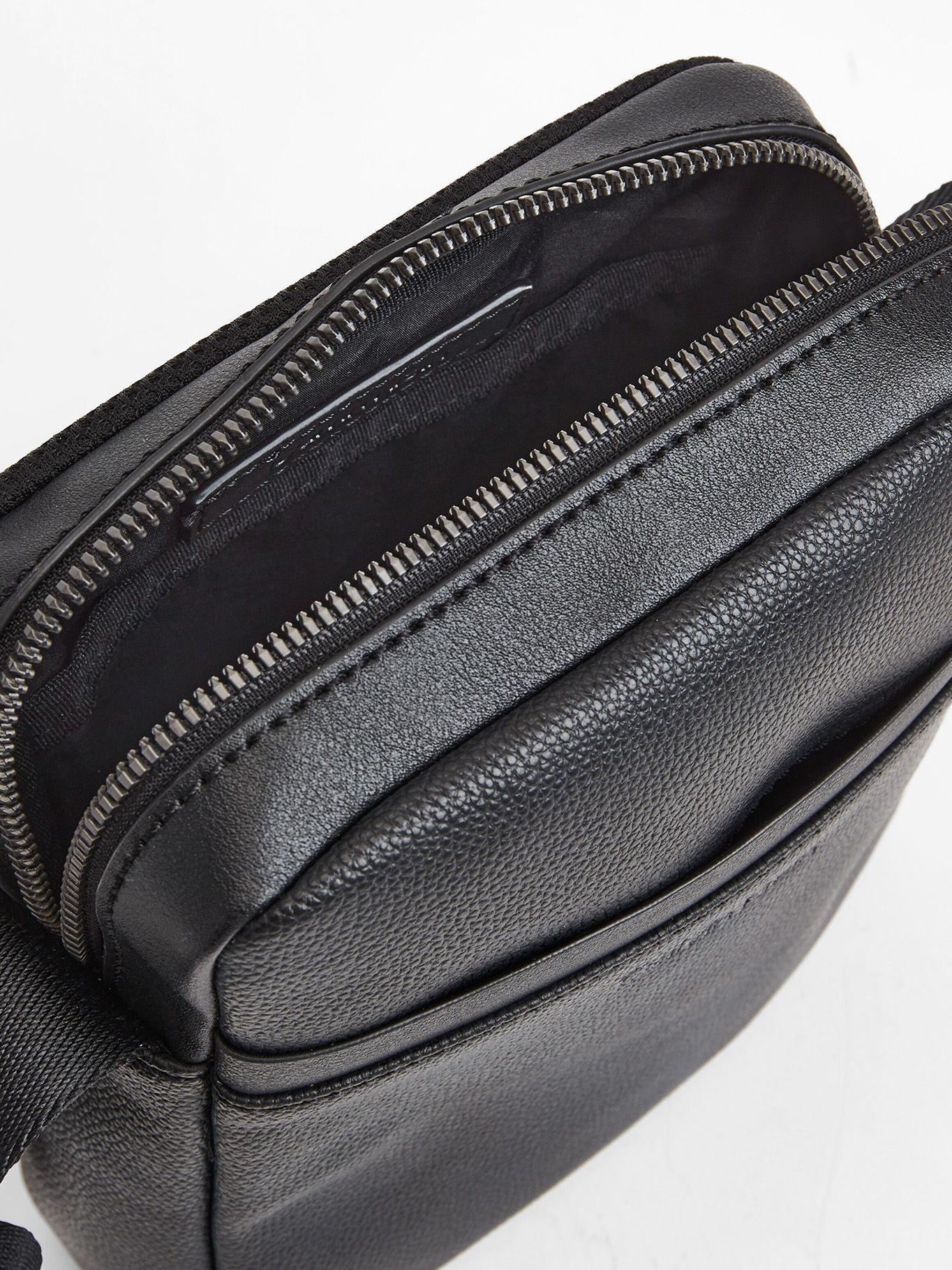 Messenger Warmth Reporter Negro Calvin Klein-3