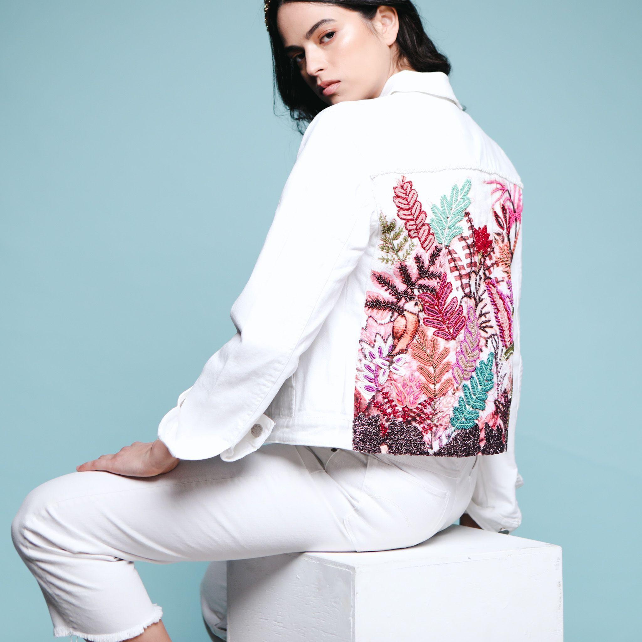 Chaqueta Botánica Denim Mezclilla Blanca Bordado en Piedras -1