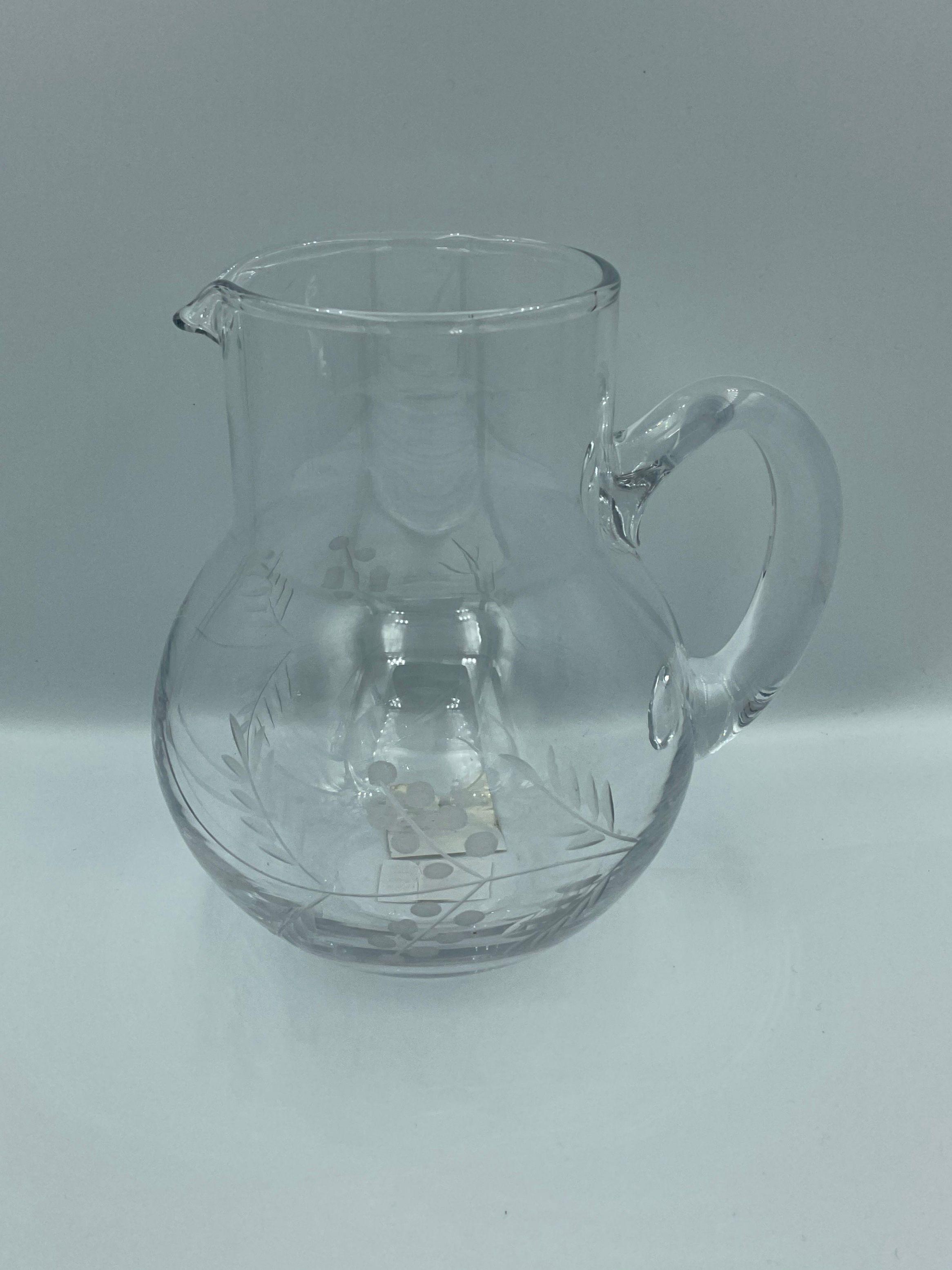  Jarro bolita de cristal, tallado con diseño de aromo, capacidad de 700ml-1