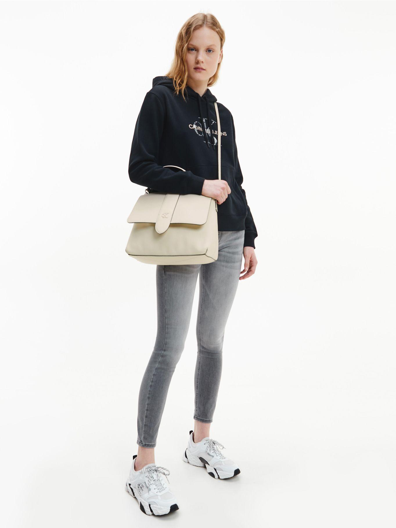 Cartera Satchel CKJ Mono Beige Calvin Klein Mujer-4