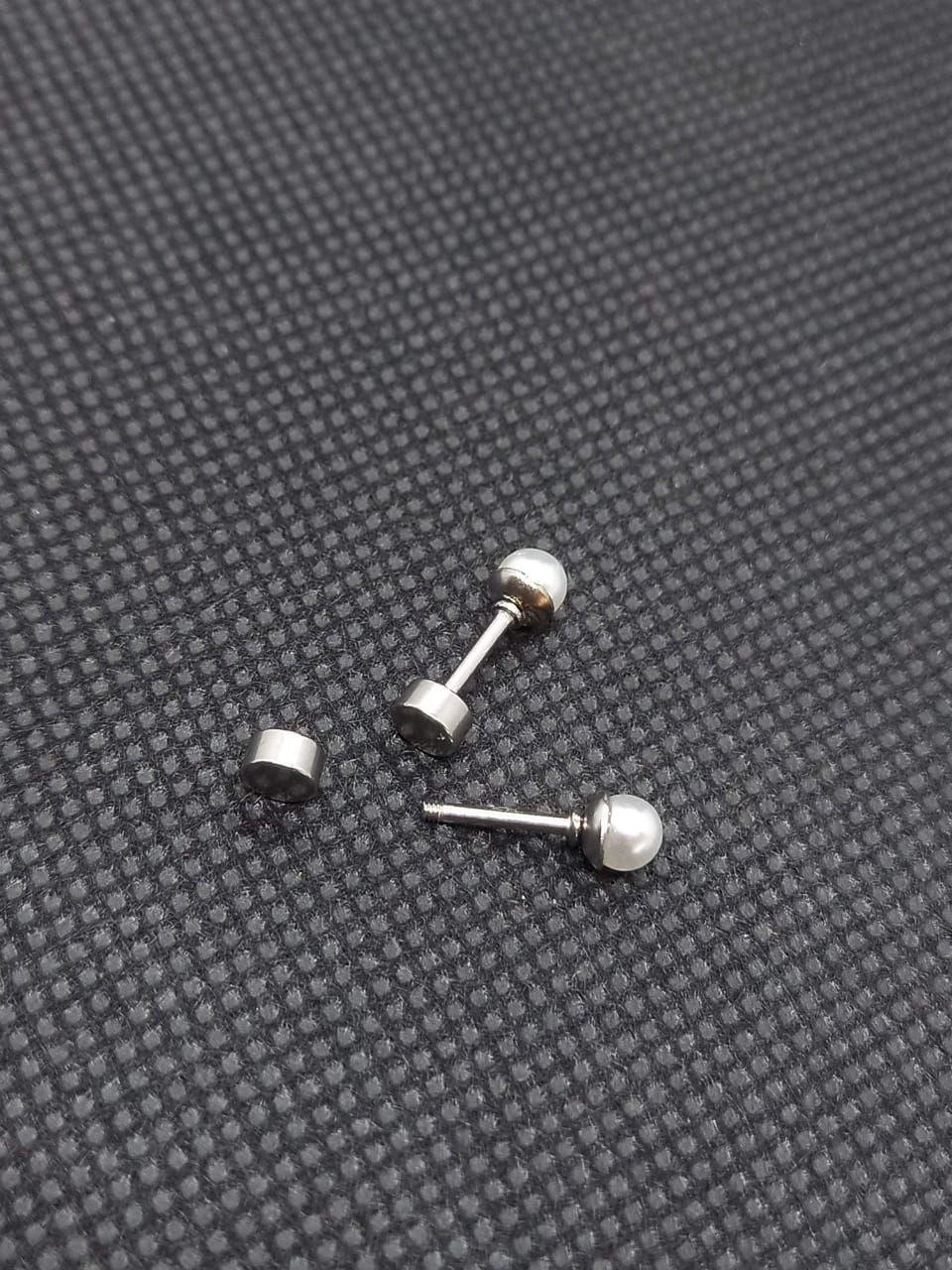 Pendientes de Perlas 4mm con cierre tuerca y tapa de seguridad-4