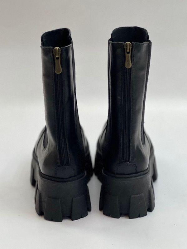 Botin Arlet Negro Exotica-3