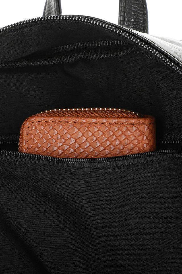 Cartera Mochila Negra Charol ID-1