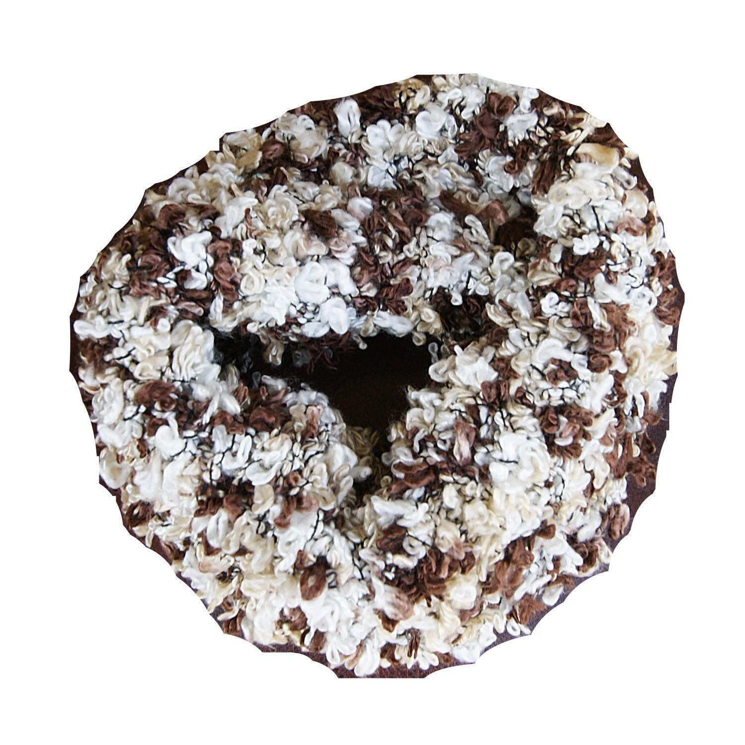 Cuello Tejido a Mano Jeannette Café Crema-0