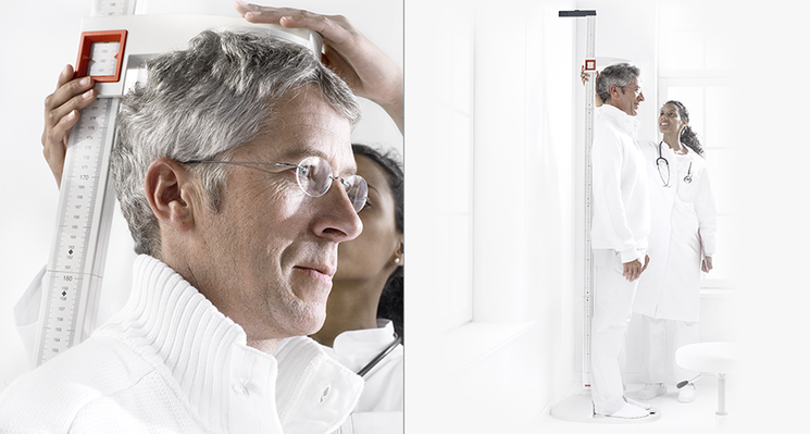 Tallímetro Portátil Seca 213 se Transforma en Maleta-2