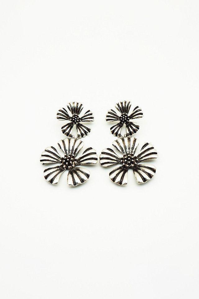 Aros Margaritas Plateado Humana-0