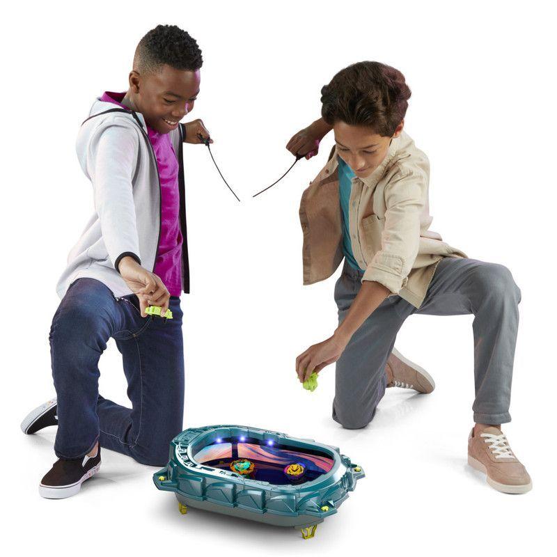 Estadio Beyblade Burst QuadStrike Set de batalla Light Ignite-5