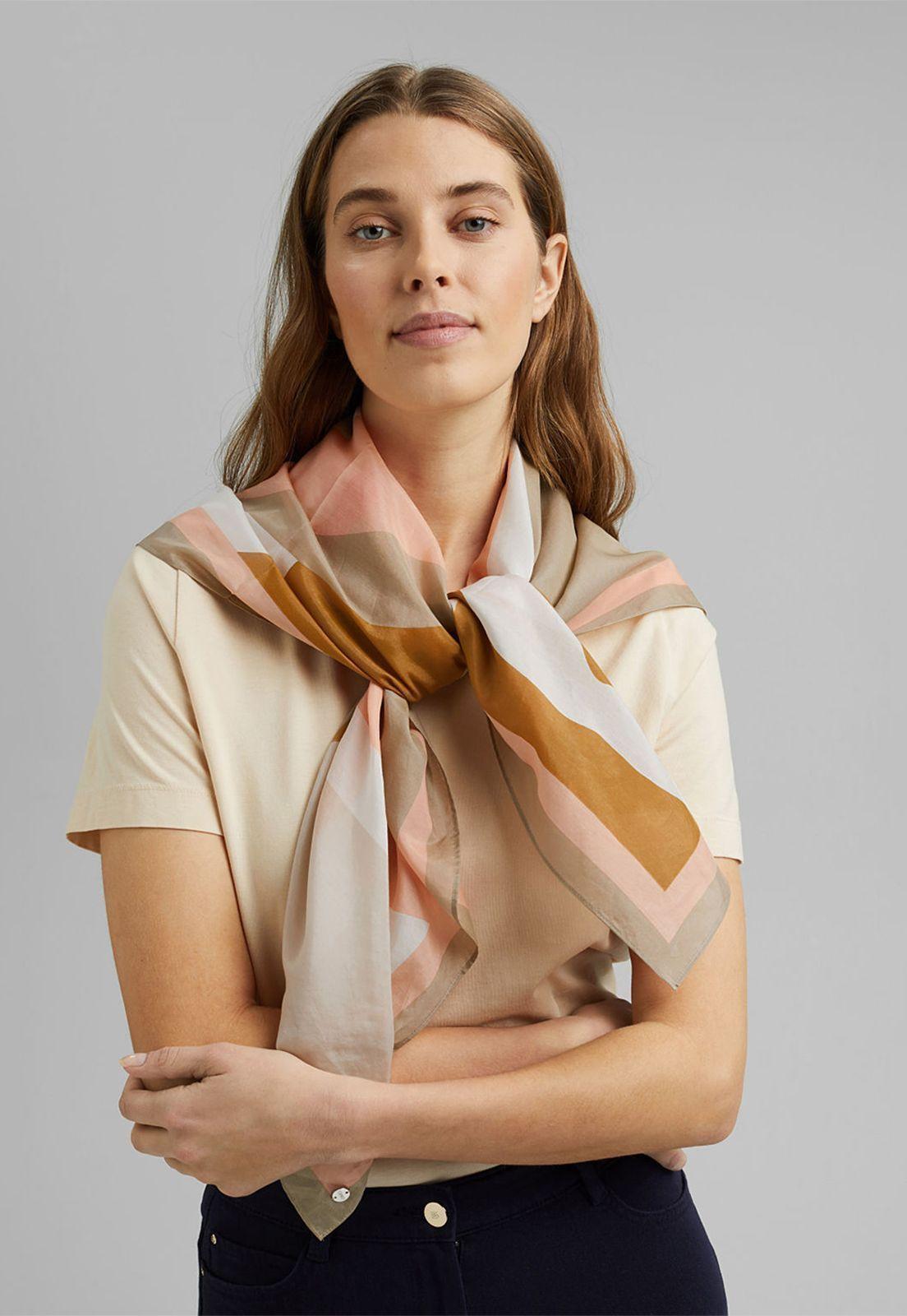 Pañuelo Cuadrado Con Estampado Esprit Arena-2