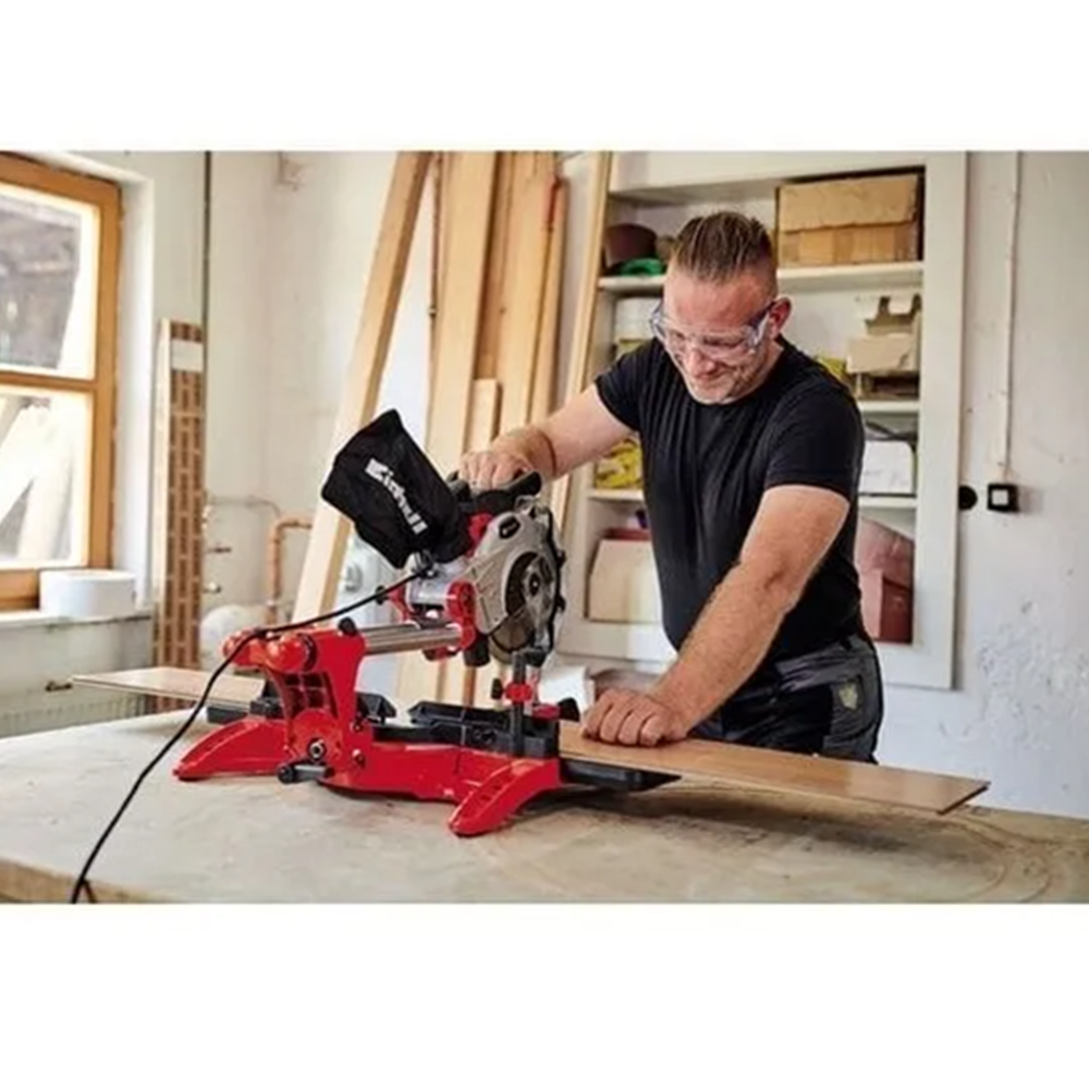 Sierra Ingleteadora Telescópica 1500w 210mm-3