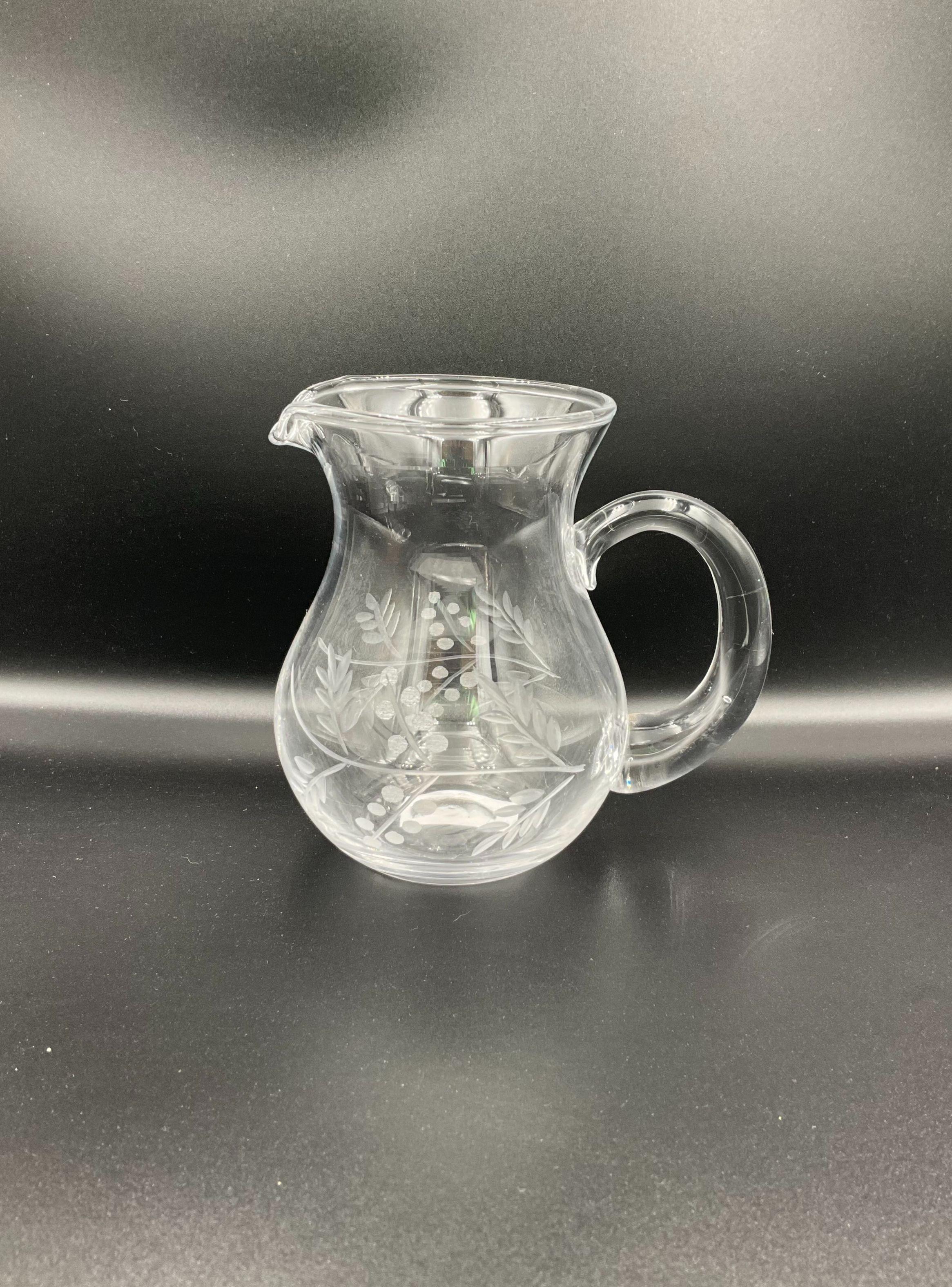 Lechero de cristal hecho y tallado a mano-2