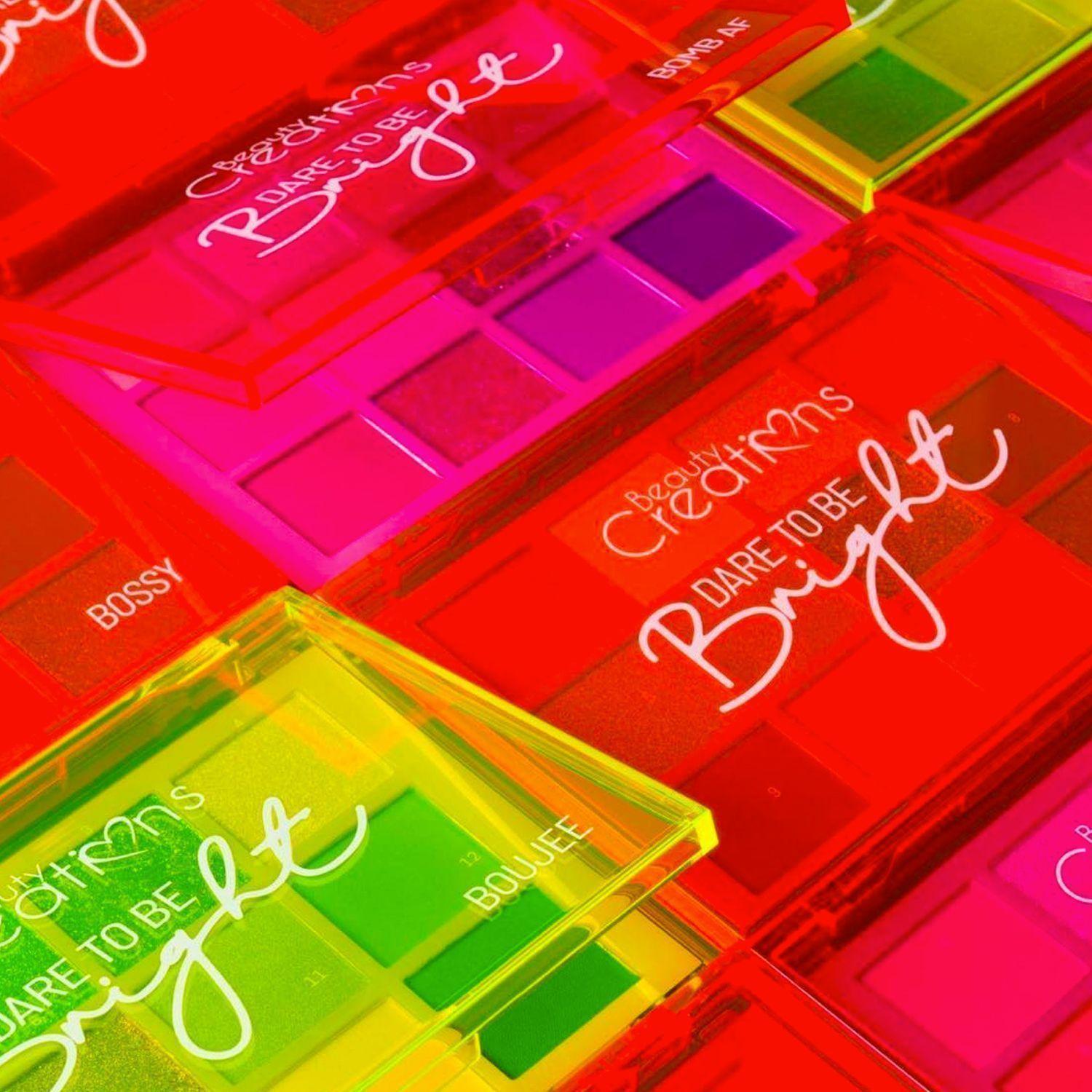 Paleta de Sombras “Bomb AF” Dare To Be Bright de Beauty Creations-5