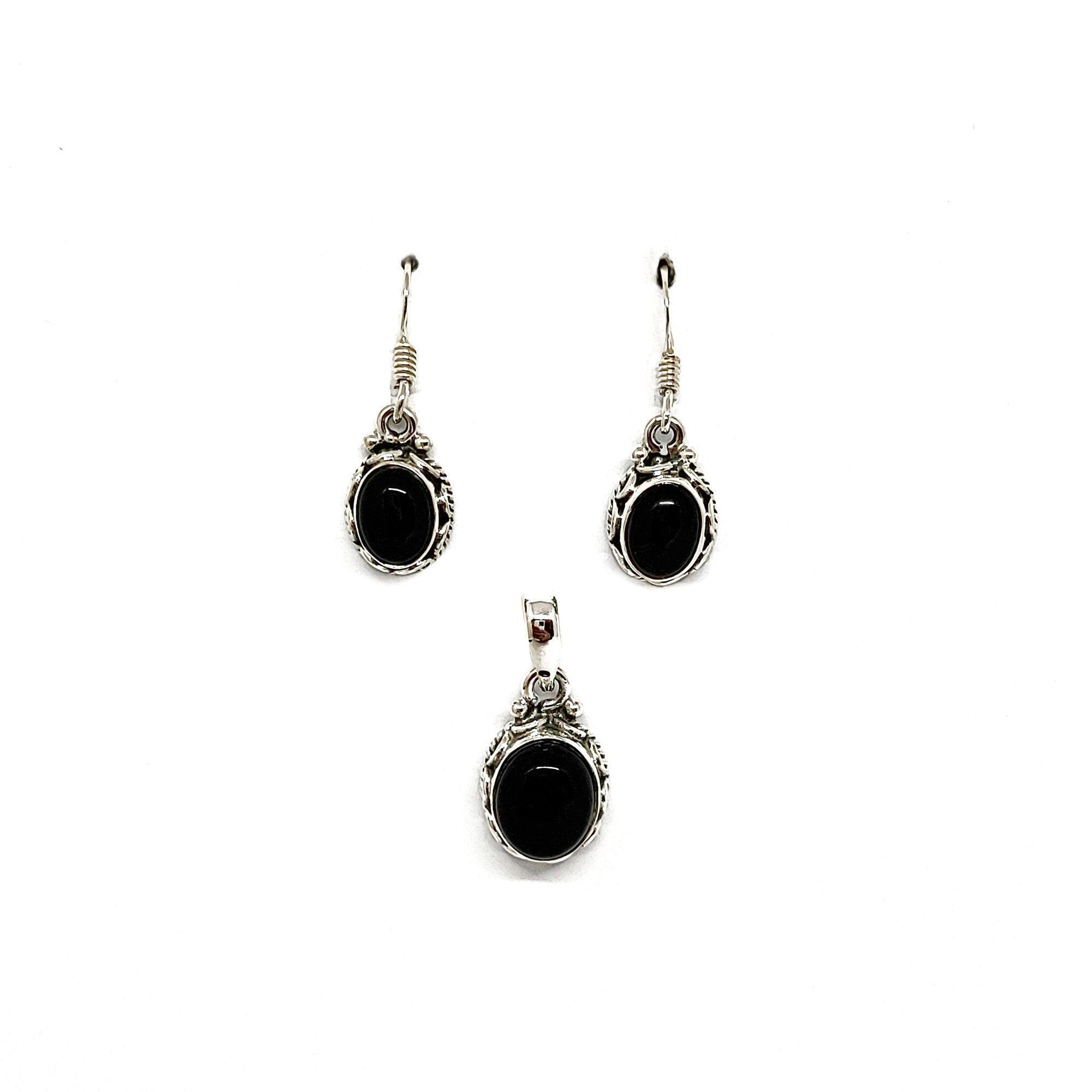 Set Aros y Colgante Ovalado Ónix Plata Fina 925-0