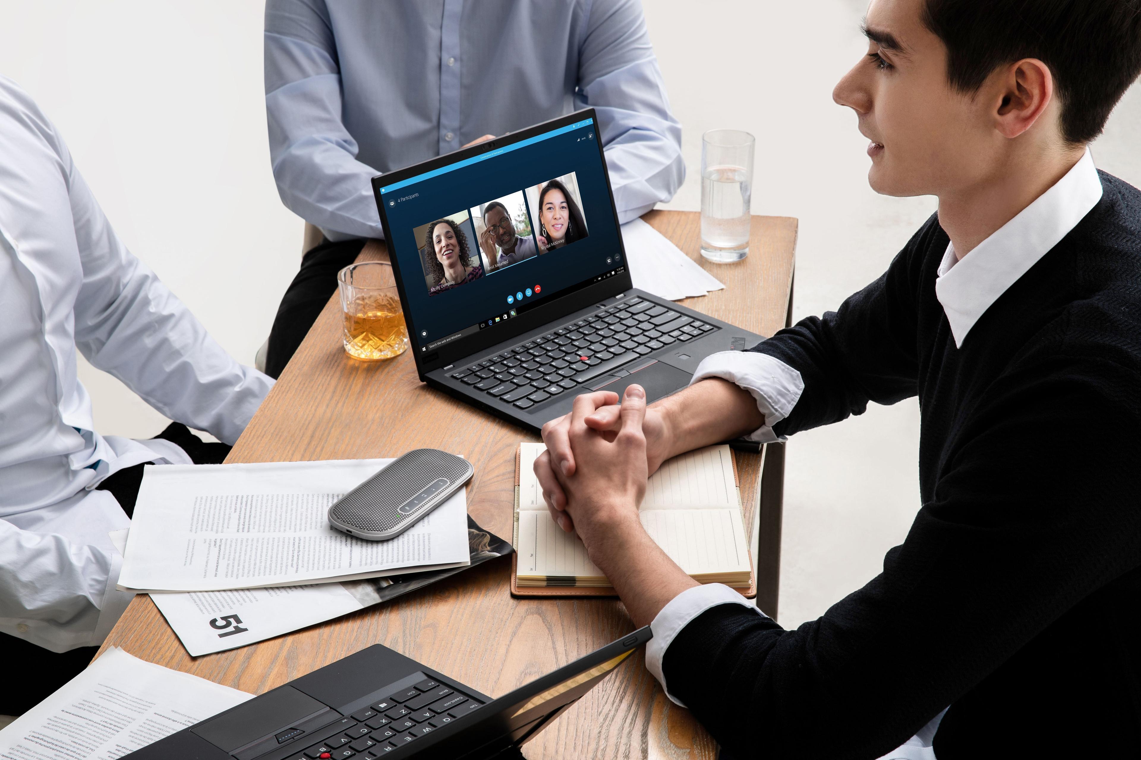 Parlante Lenovo Bluetooth Ultraportable 700-6
