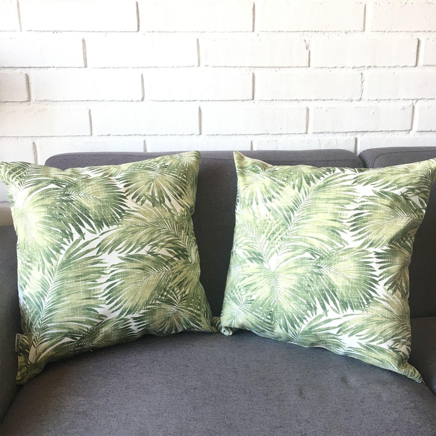 COJIN DECORATIVO DISEÑO PALMERAS VERDES BEIGE 50X50 RELLENO-2