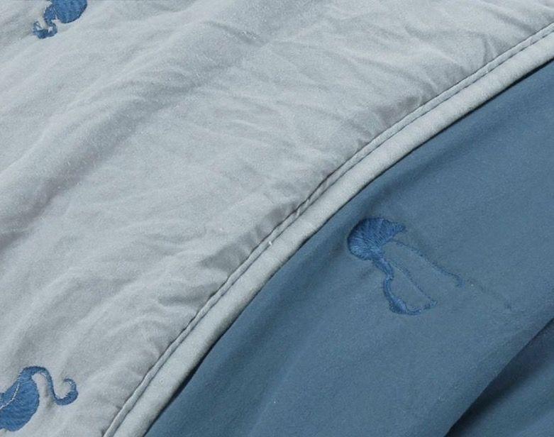 cubrecama de algodón bordados 1.5 azul reversible -1