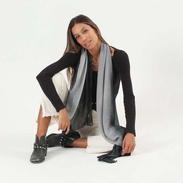 Pañuelo Liso Negro Lina Humana-2