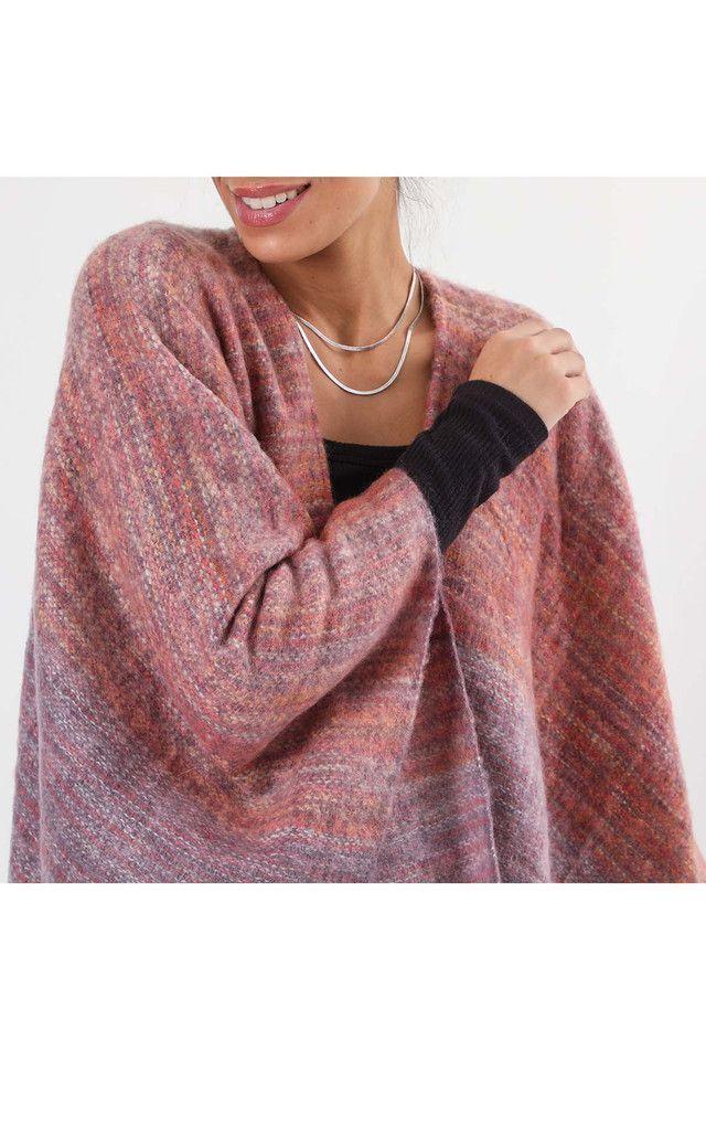 Poncho Rosado Pastel Humana-1