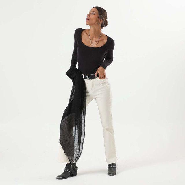 Pañuelo Liso Negro Sam Humana-2