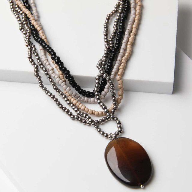 Collar Corto Café Core Humana-0