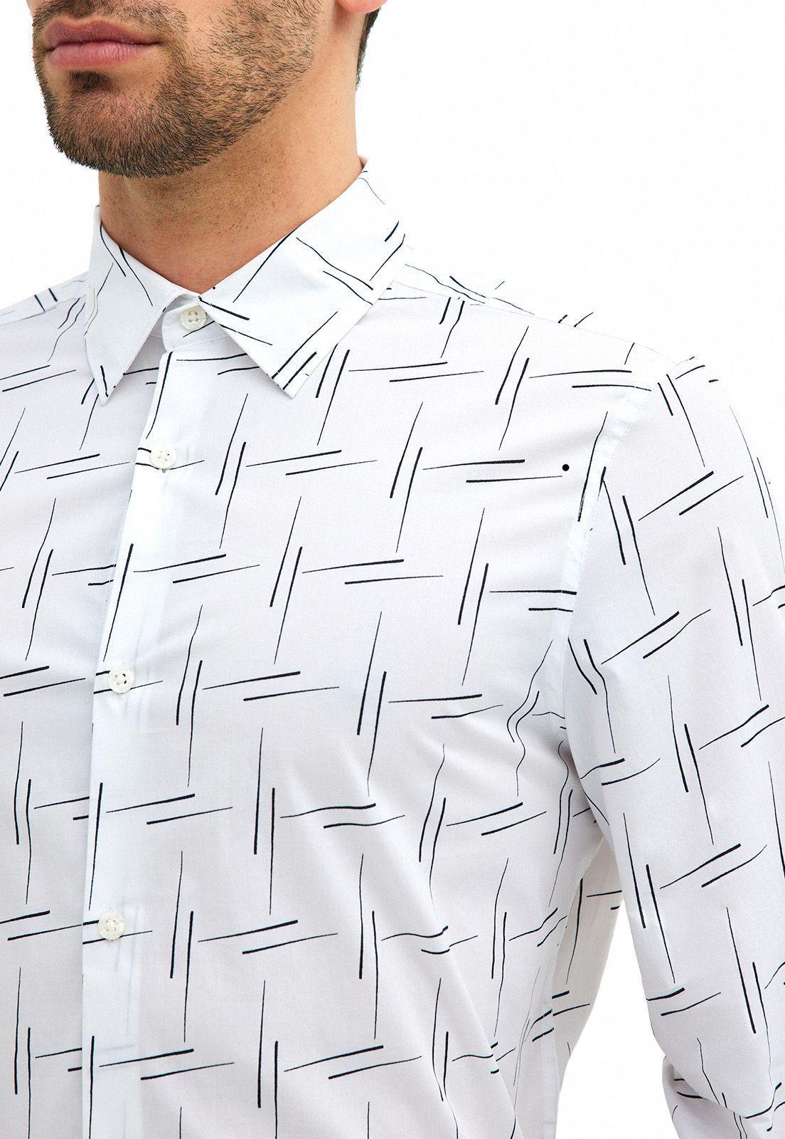 Camisa blanca estampado abstracto-2