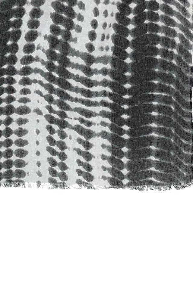 Pañuelo Estampado Lineas Negro Humana-1