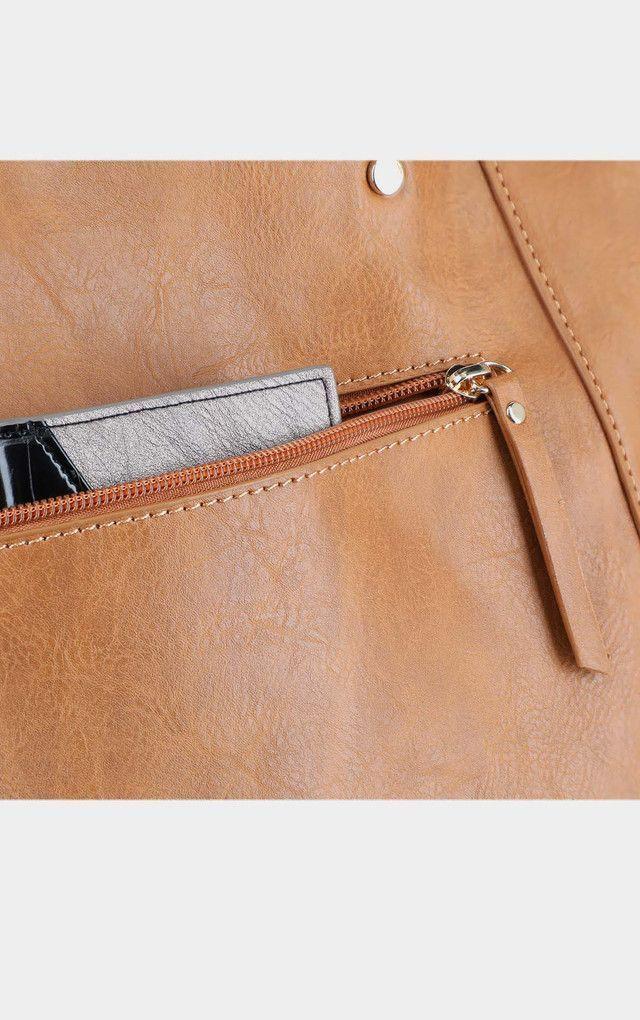Cartera Hombro Sara Café i-D-1
