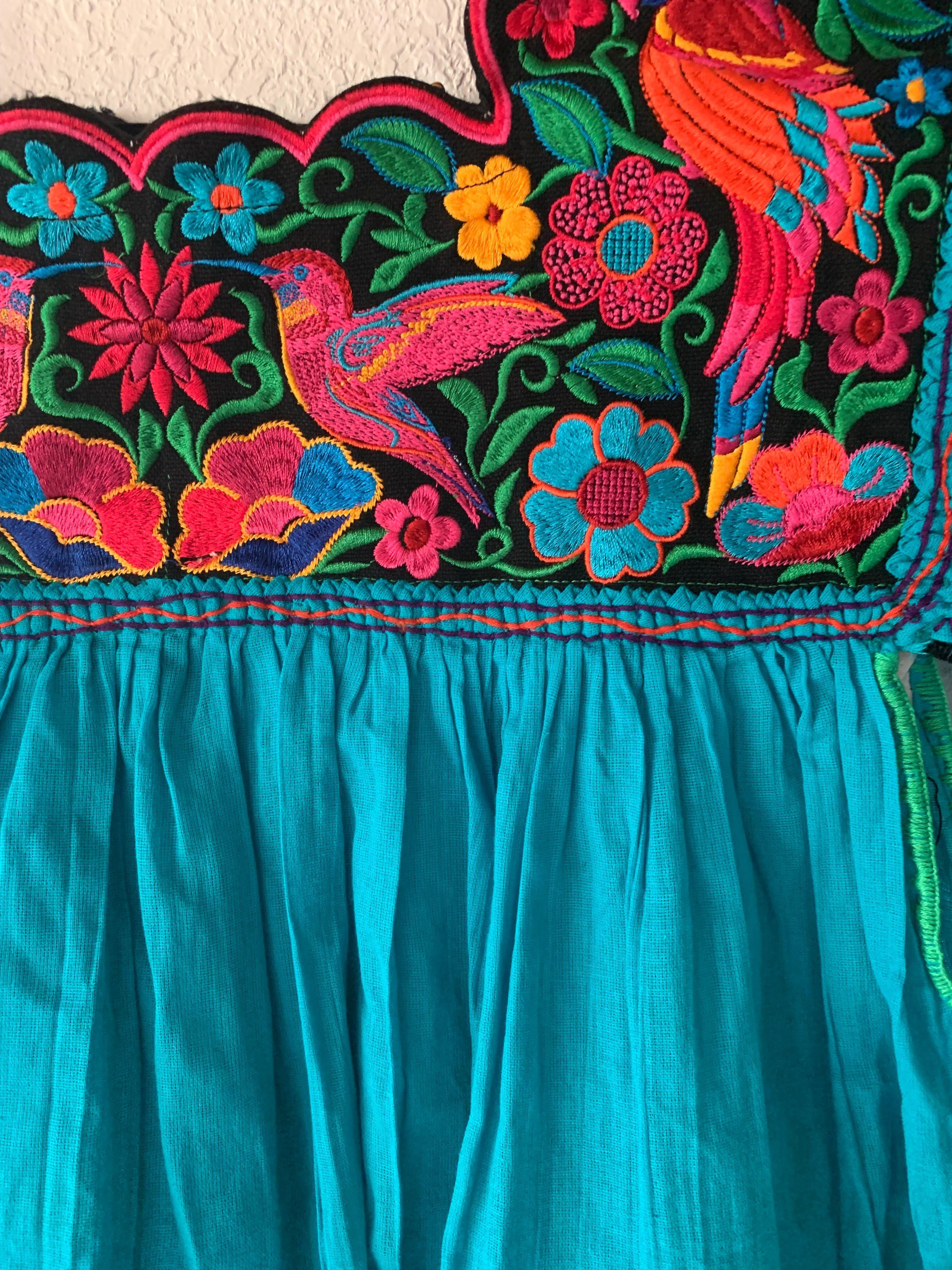 Blusa mexicana bordada a mano-1