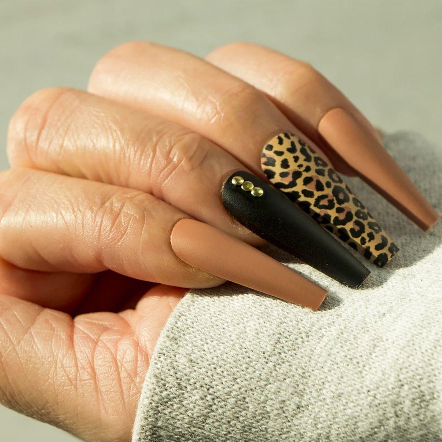 Kit De Uñas Press On Con Diseño "Lavish Nail Wild Rush" L.A Colors-1