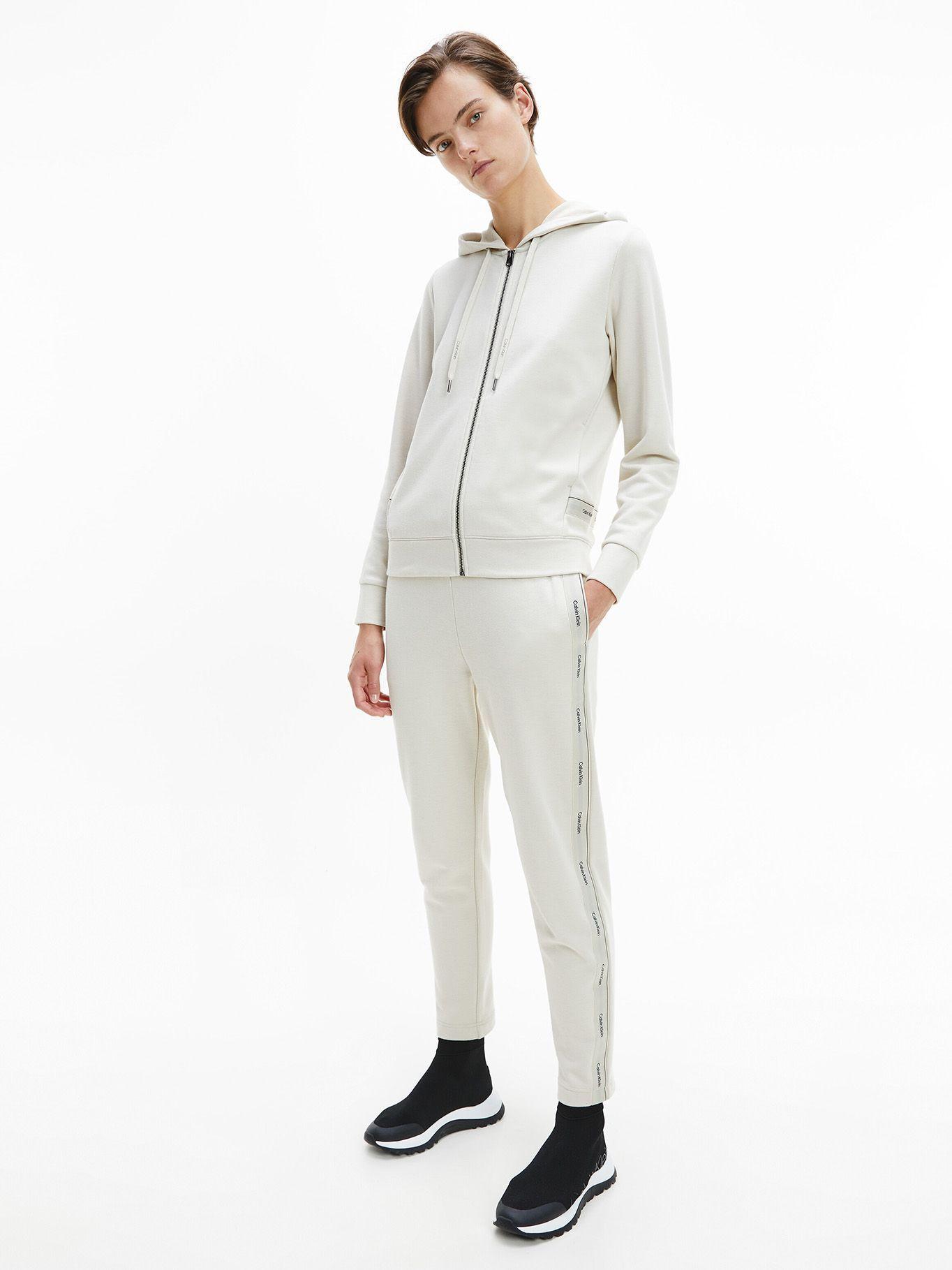 Hoodie Logo Tape Crema Calvin Klein-1