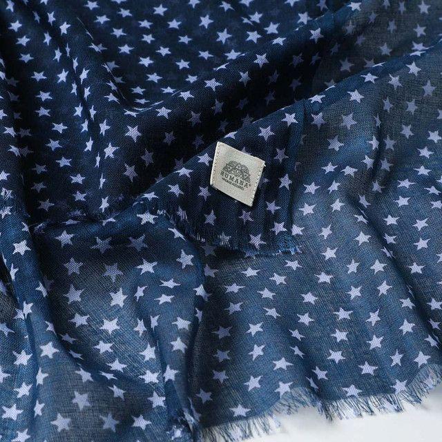 Pañuelo Estampado Azúl Astro Humana-1