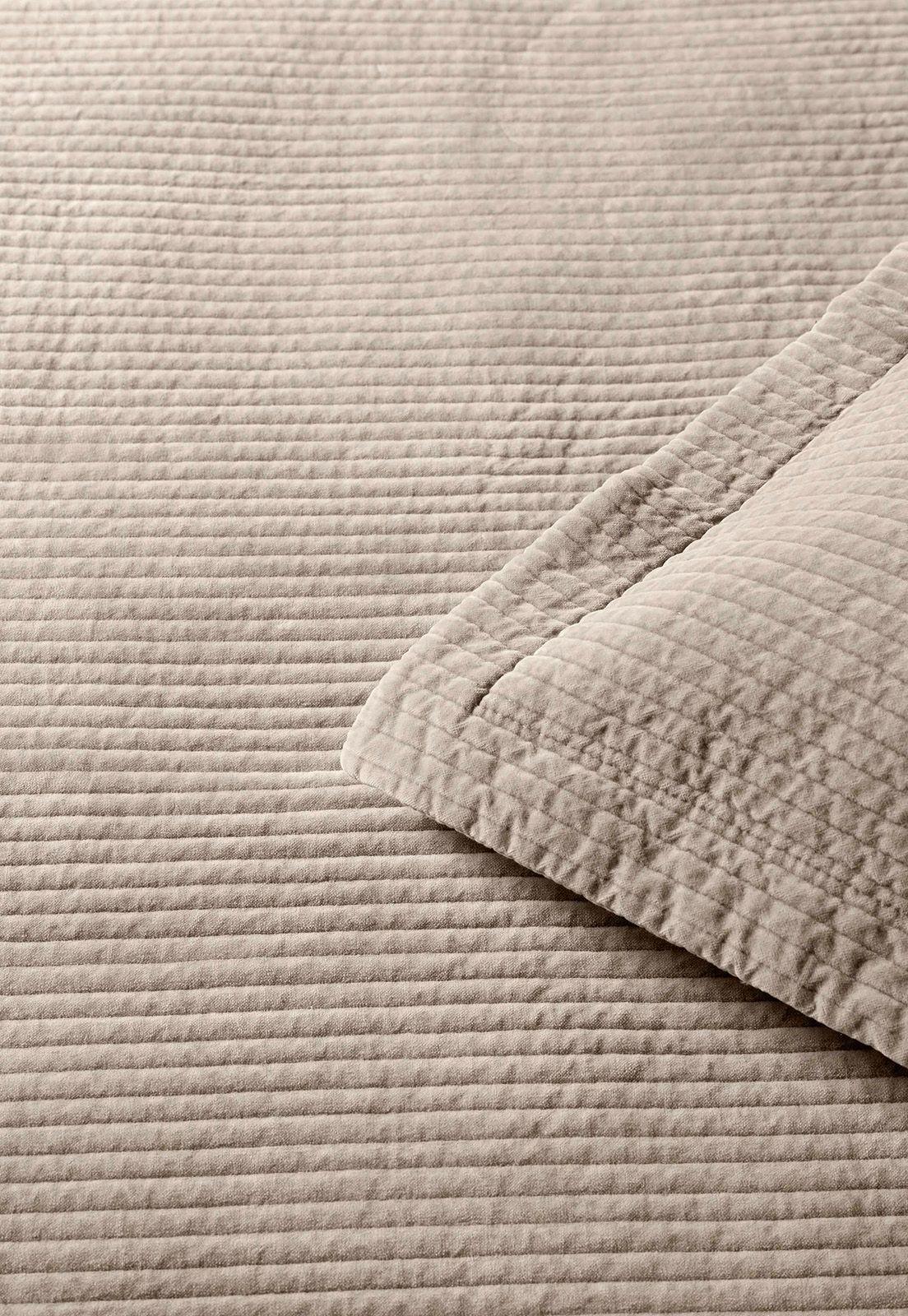 Cubrecama Velvet Stone Wash 2 Plazas Esprit-4