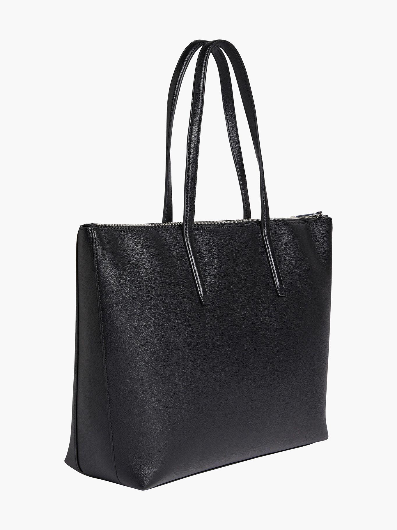 Cartera Tote Ck Must Pocket Negro Calvin Klein-1