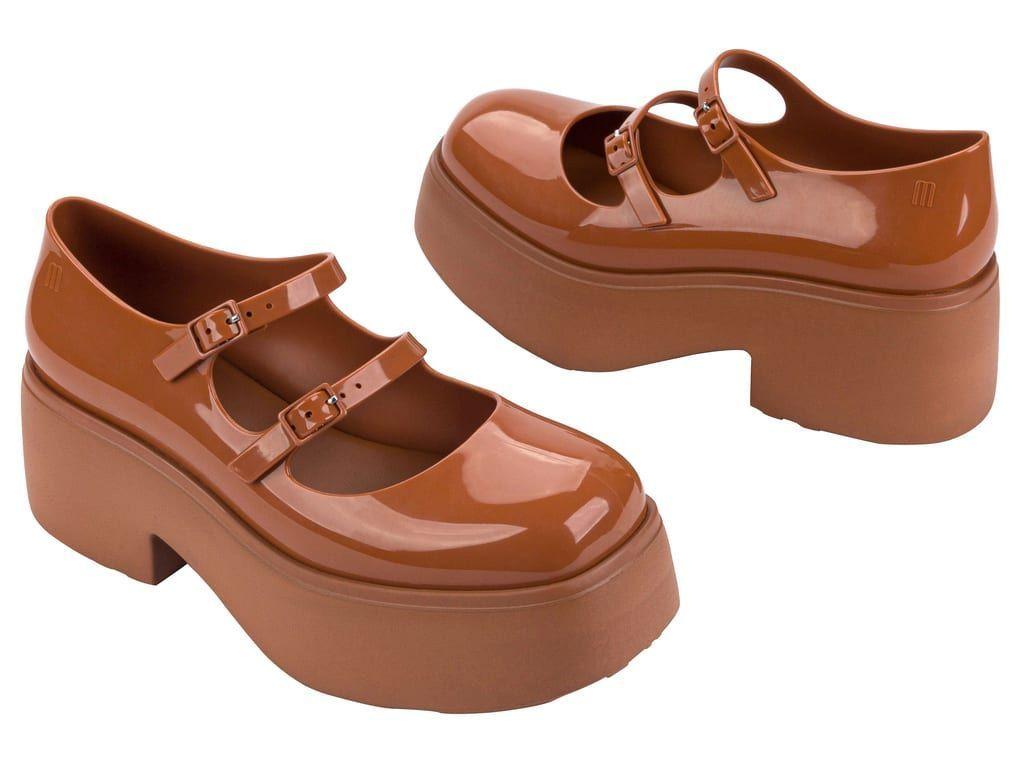 Ballerina Farah Melissa Marrón-3