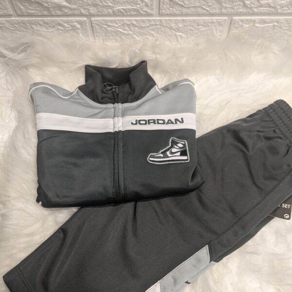  BUZO DE NIÑO 2 PIEZAS JORDAN TALLA 2 COD. 6641-0