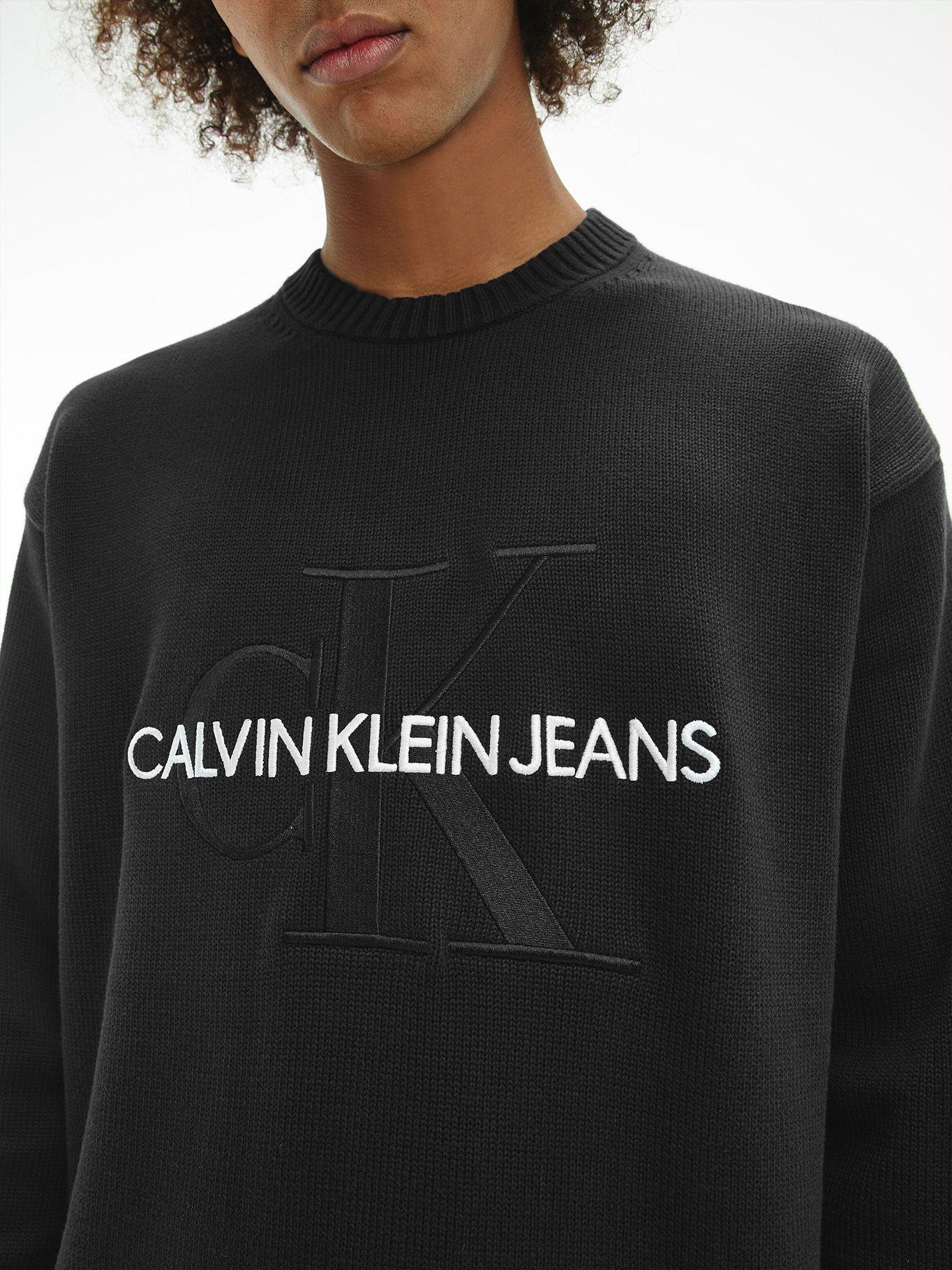 Suéter Embroidery Monogram Negro Calvin Klein-3