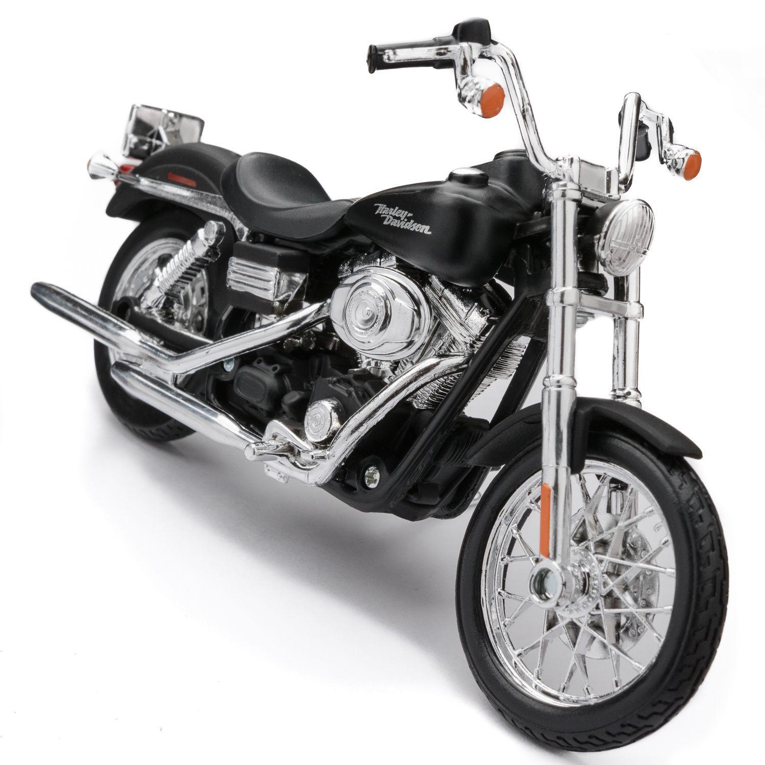 Moto coleccionable Harley Davidson Modelo 2006 Dyna Street Bob-0
