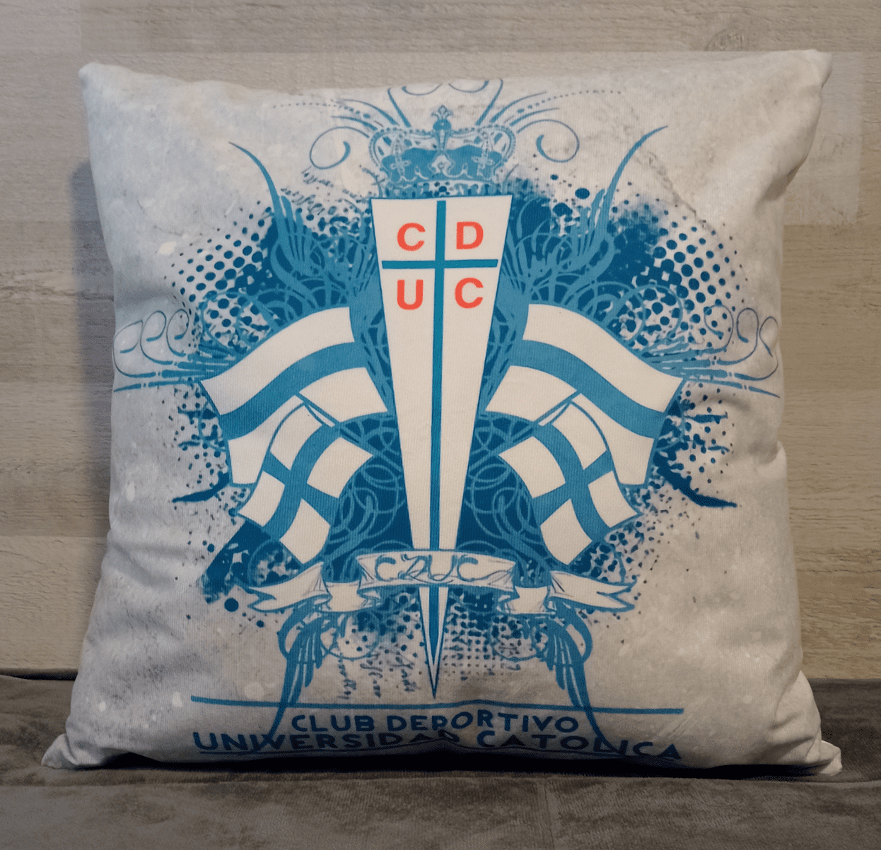 Cojín Felpa 45x45 cm Cruzados Extra Suave UC-2