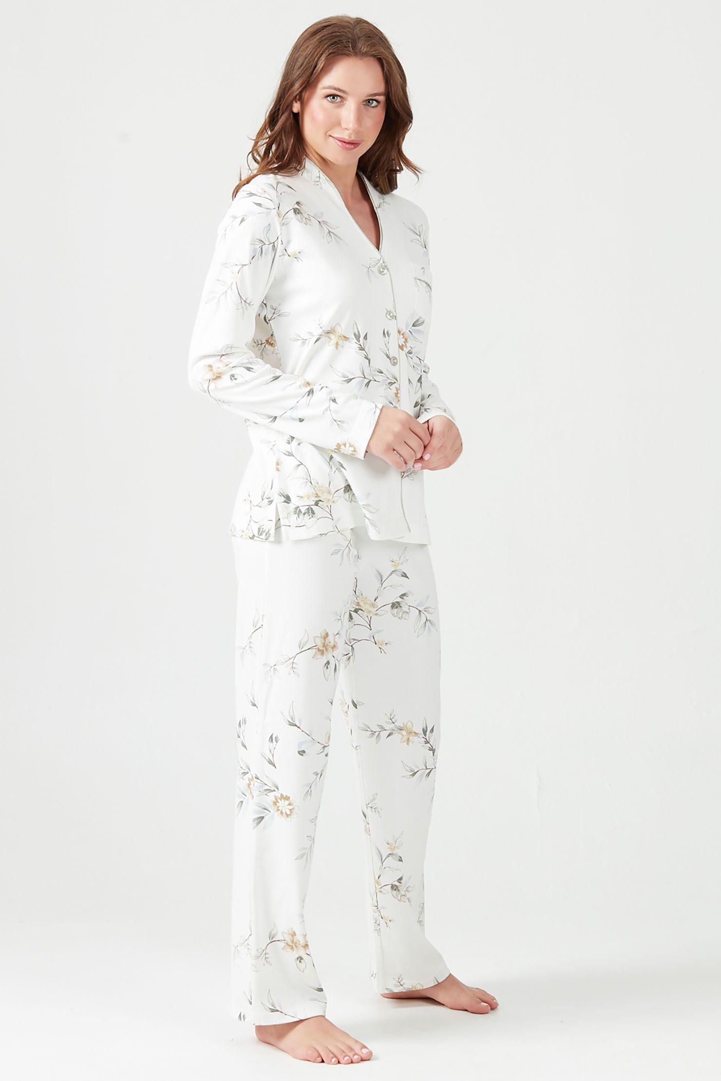 Pijama de mujer Spa Ivory Flor-1