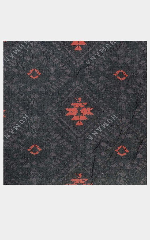 Pañuelo Estampado Tribal negro Humana-1