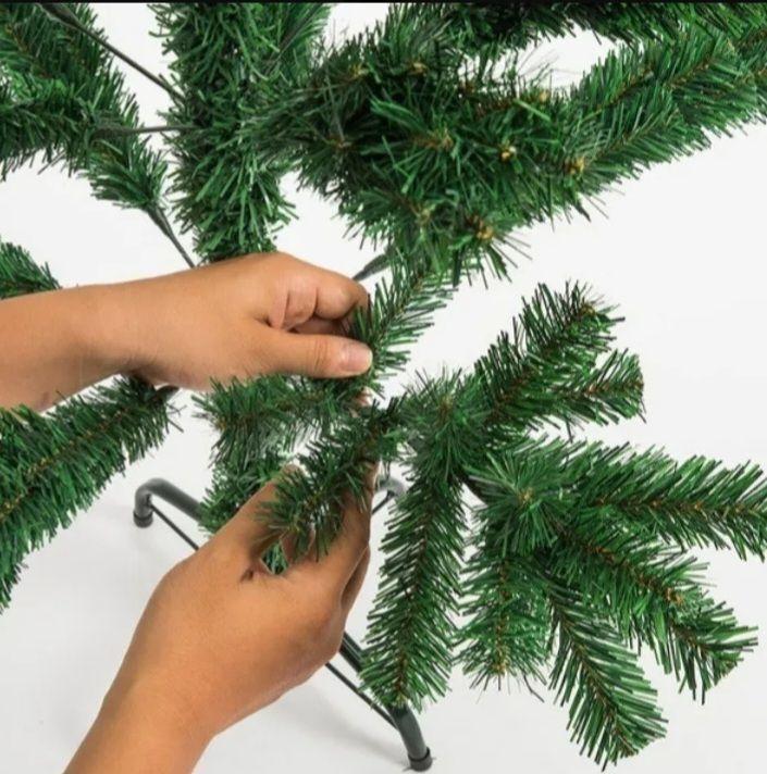 Arbol de Navidad 210 cm Modelo Bavaria de Luxe PVC/PE -2