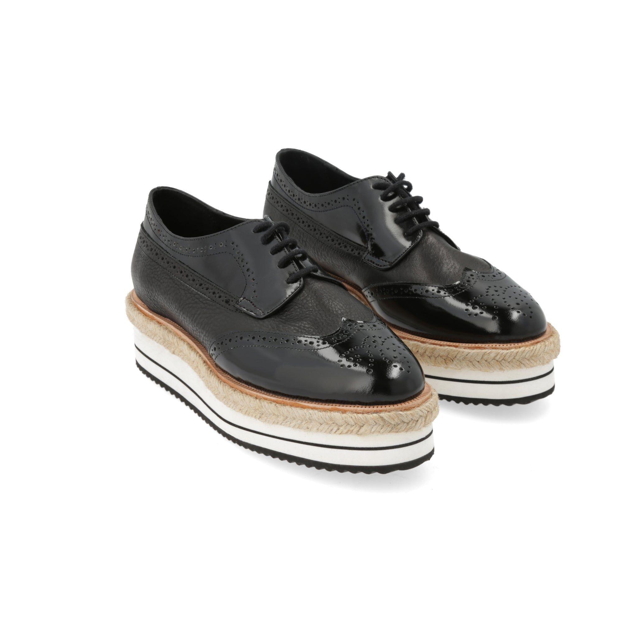 Zapato Plataforma Pilar Negro-1