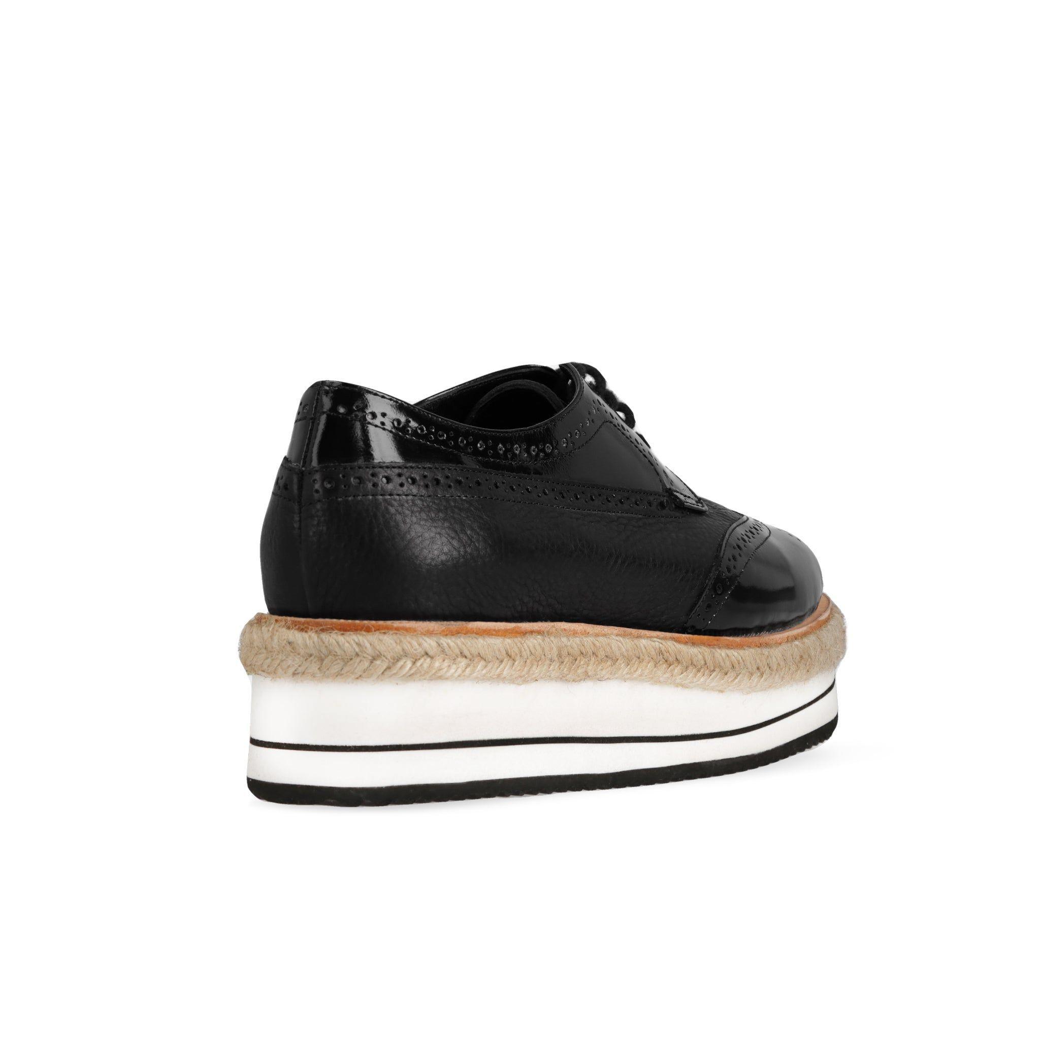 Zapato Plataforma Pilar Negro-4