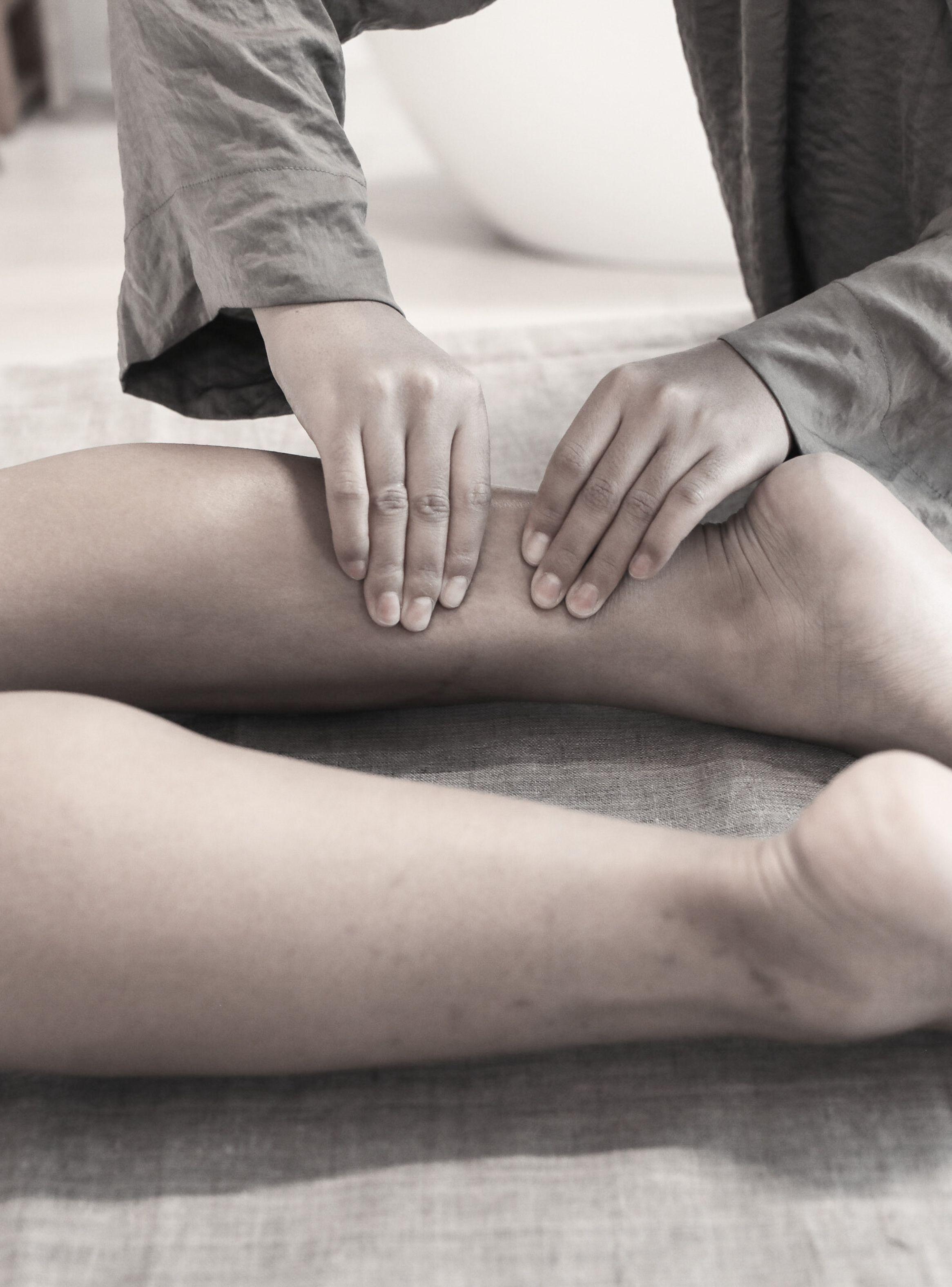 Masaje Revitalizante De Piernas Para Activar Circulación-0